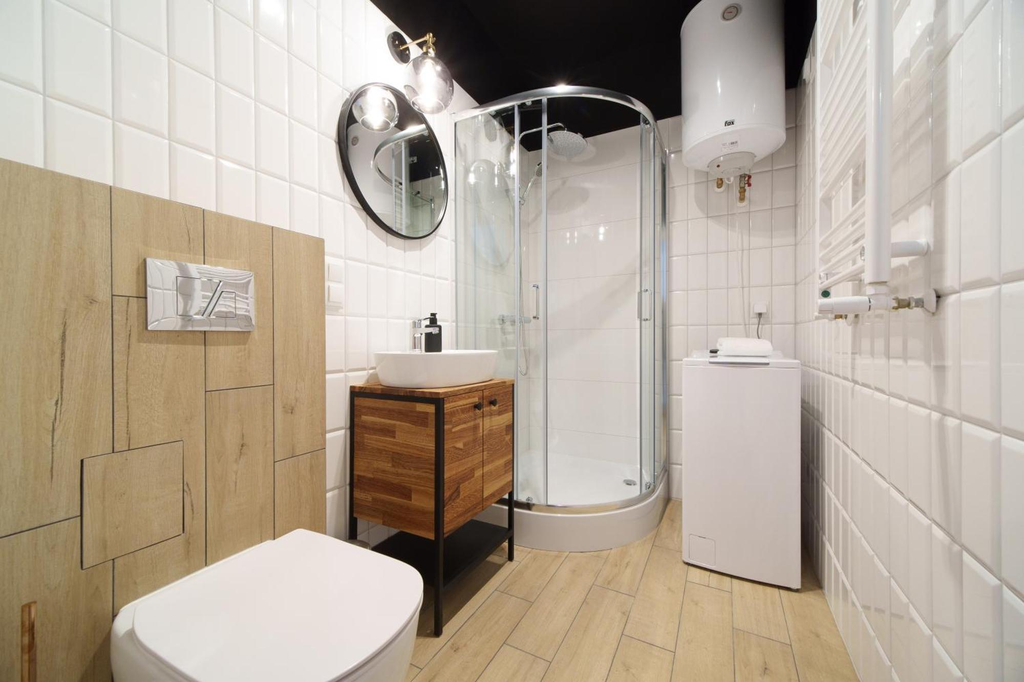Apartment Zlota 8 *